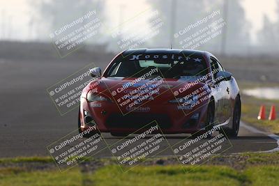 media/Jan-18-2026-CalClub SCCA (Sun) [[8bc6468723]]/Group 7 Race/Turn 1/